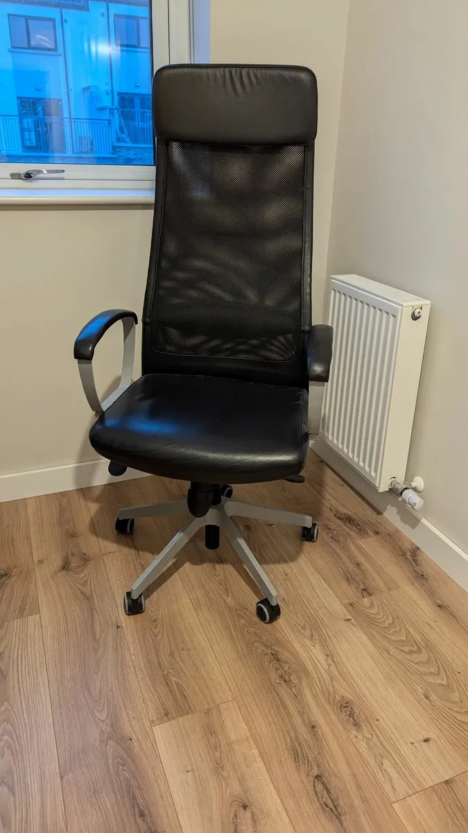 Office Chair - Image 1