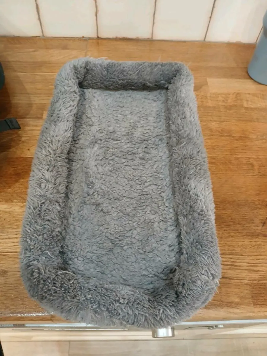 Cat Carrier - Image 3