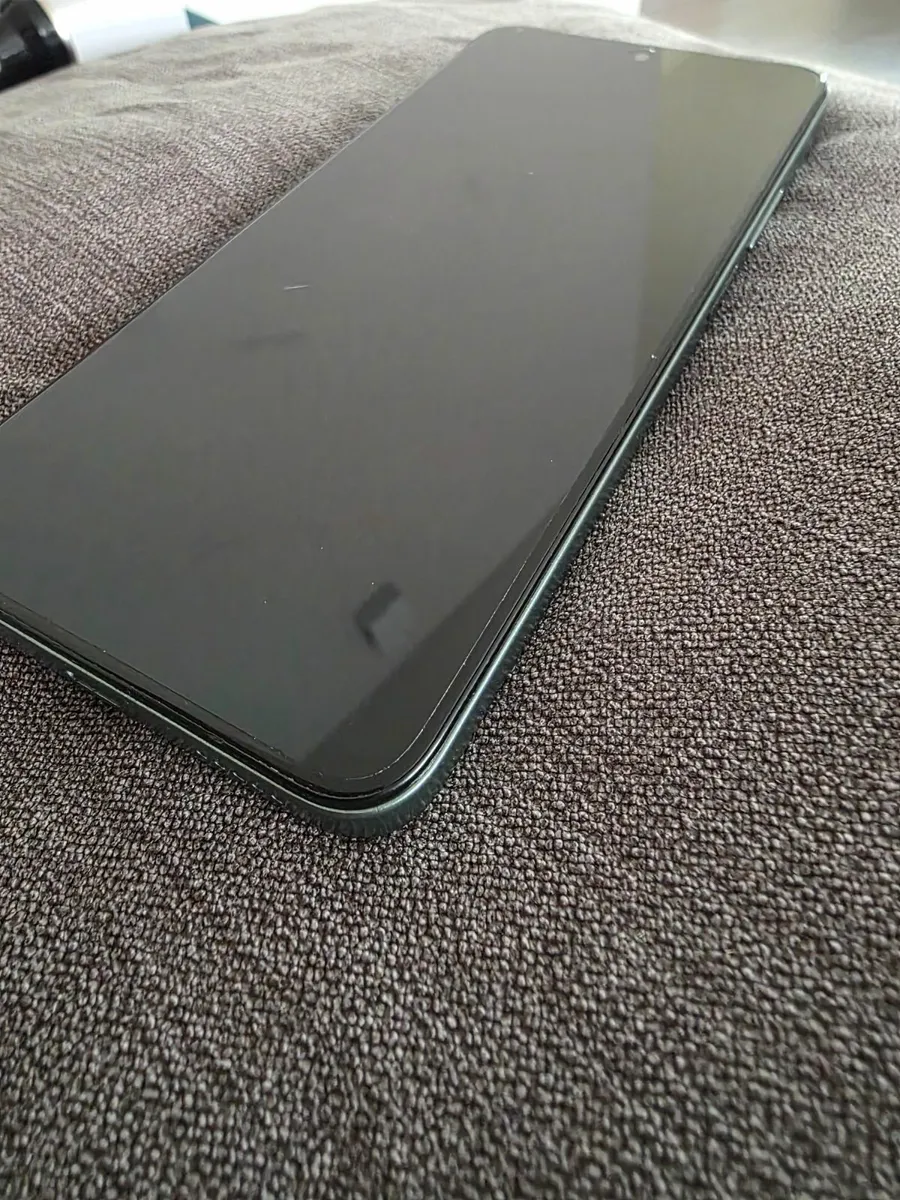 Phone - Image 2