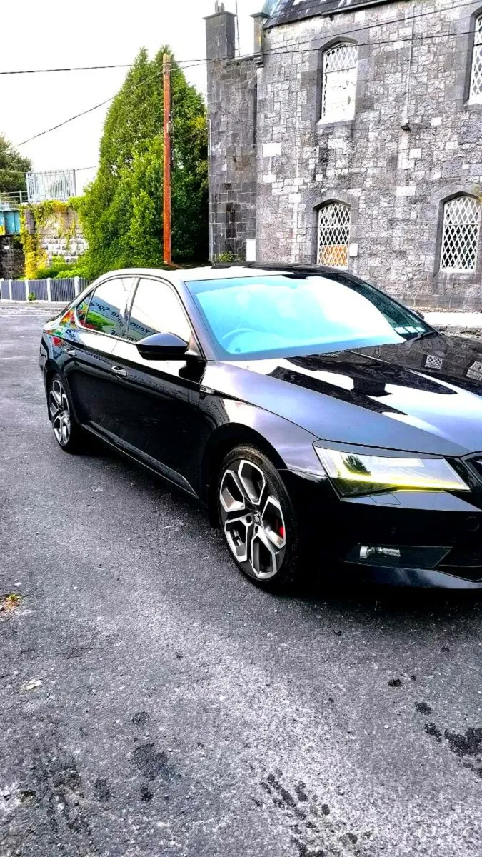 Skoda Superb Sportline - Image 3