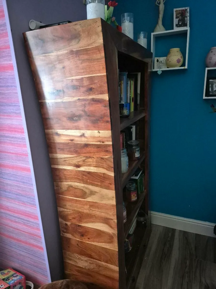 Solid oak book shelf - Image 1