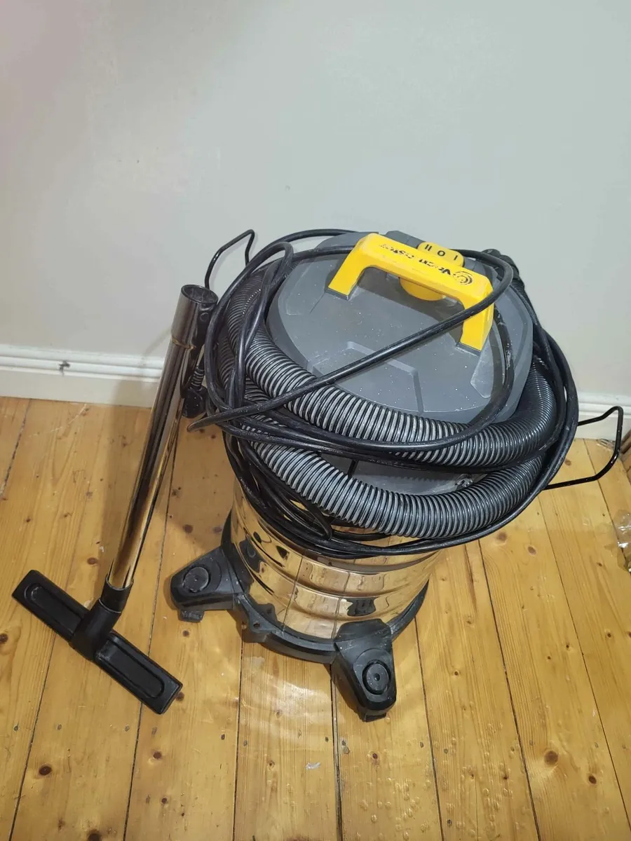 Vacmaster WD L30 PCF L class + 27 bags - Image 1