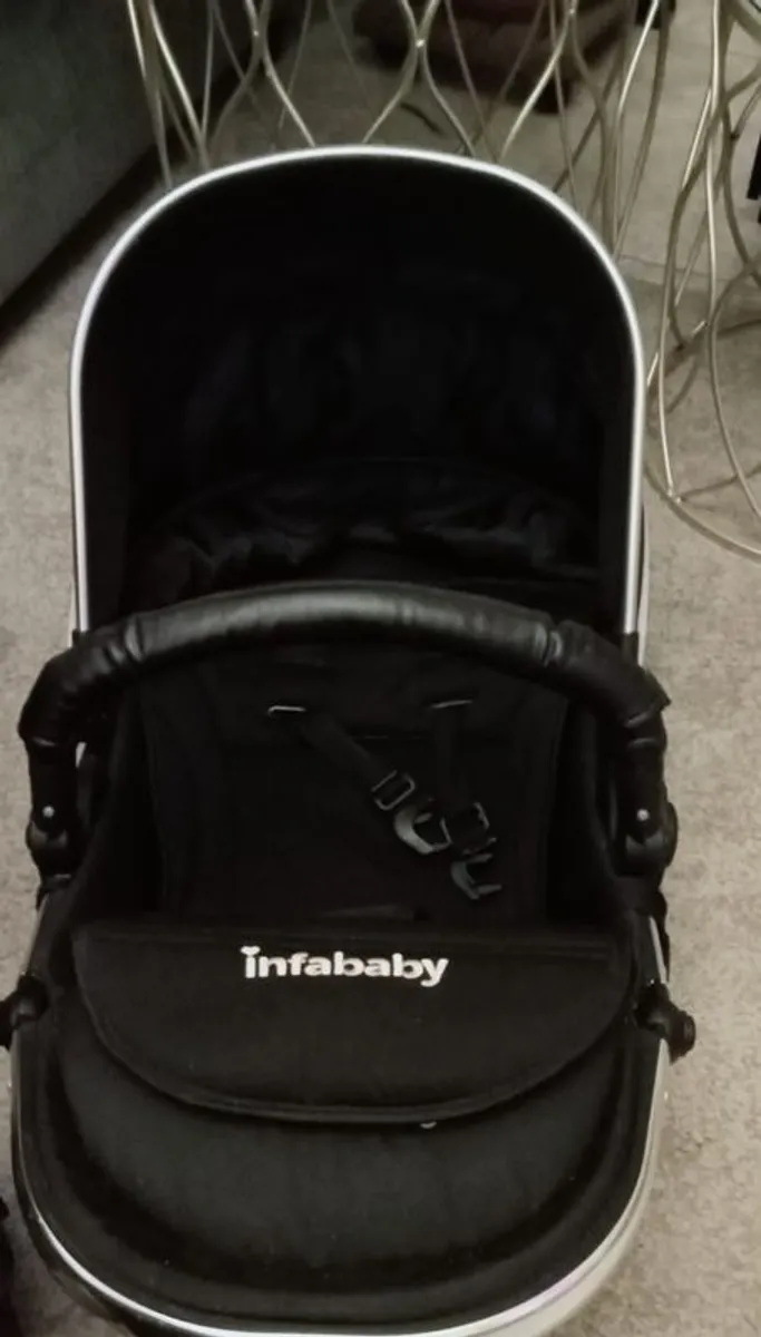 baby items for sale in great condition.Can be sold separately or all together. Price of each item will be listed in description - Image 4