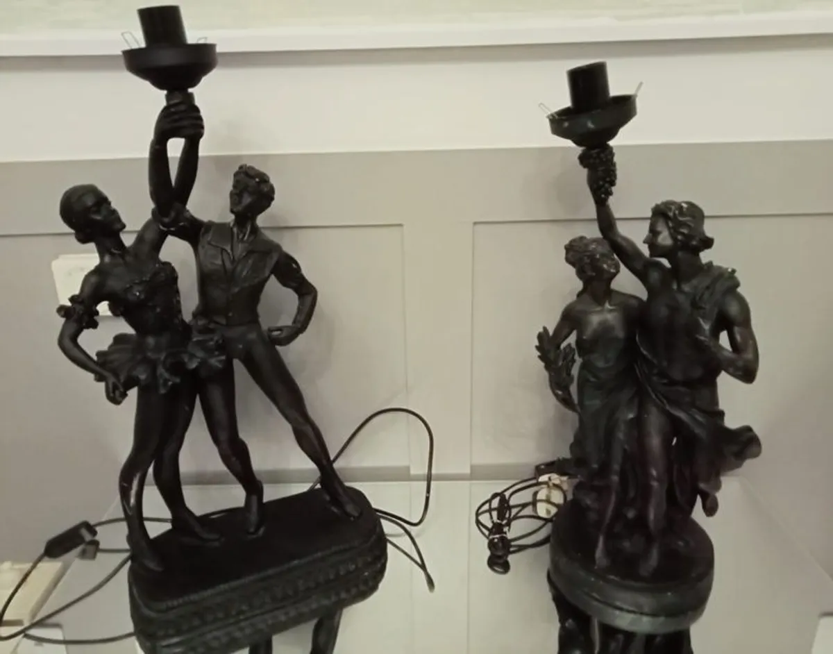 Beautiful vintage lamps for sale - Image 1