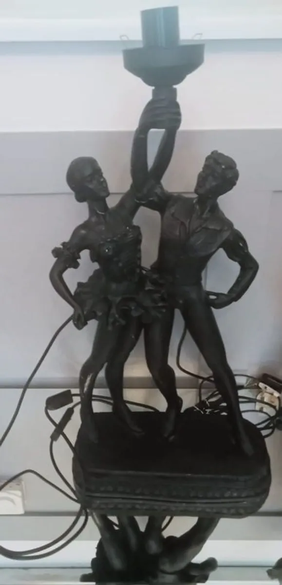 Beautiful vintage lamps for sale - Image 2