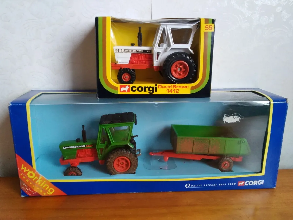 David brown 1412 corgi model tractors.