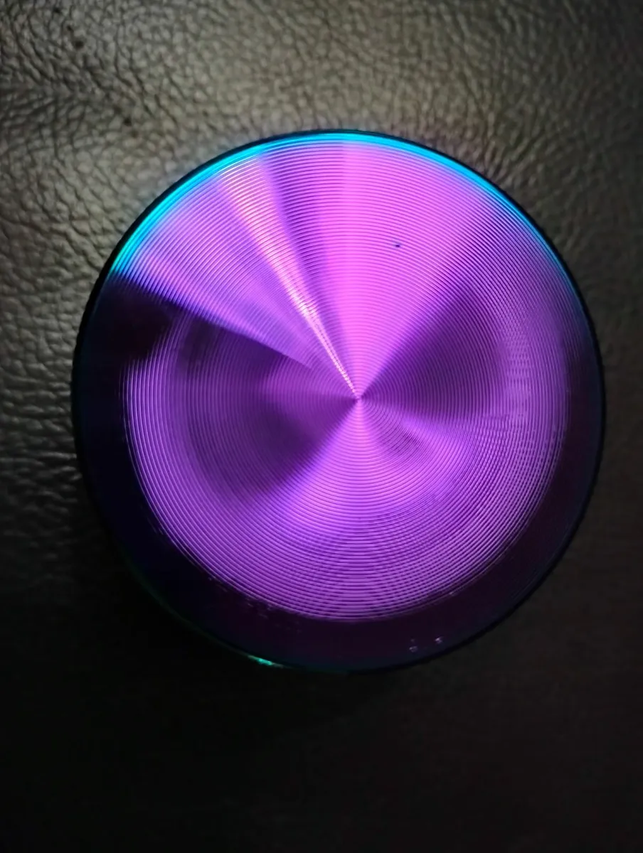 Metal Herb Grinder Large - Image 2
