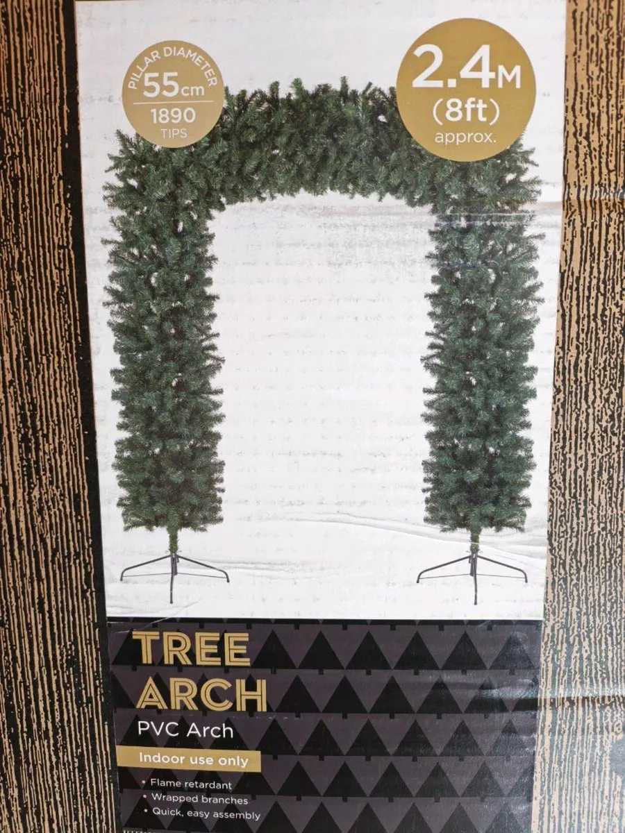 Christmas Tree Arch NEW