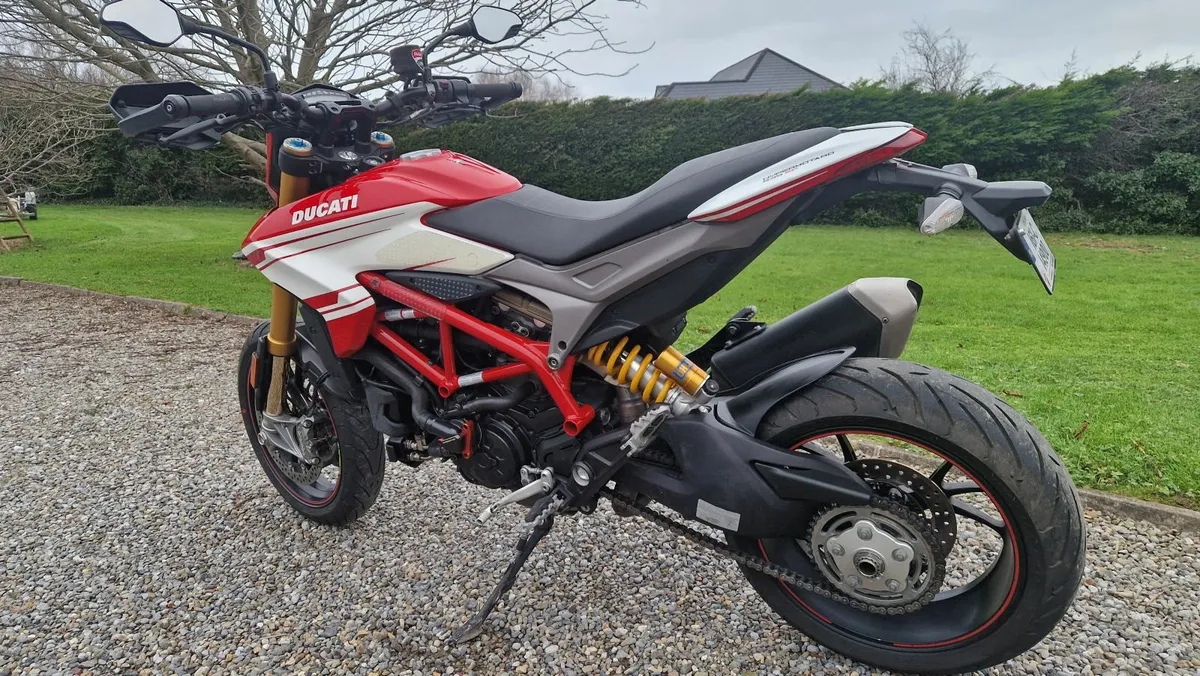 DUCATI Hypermotard 939 SP - Image 2