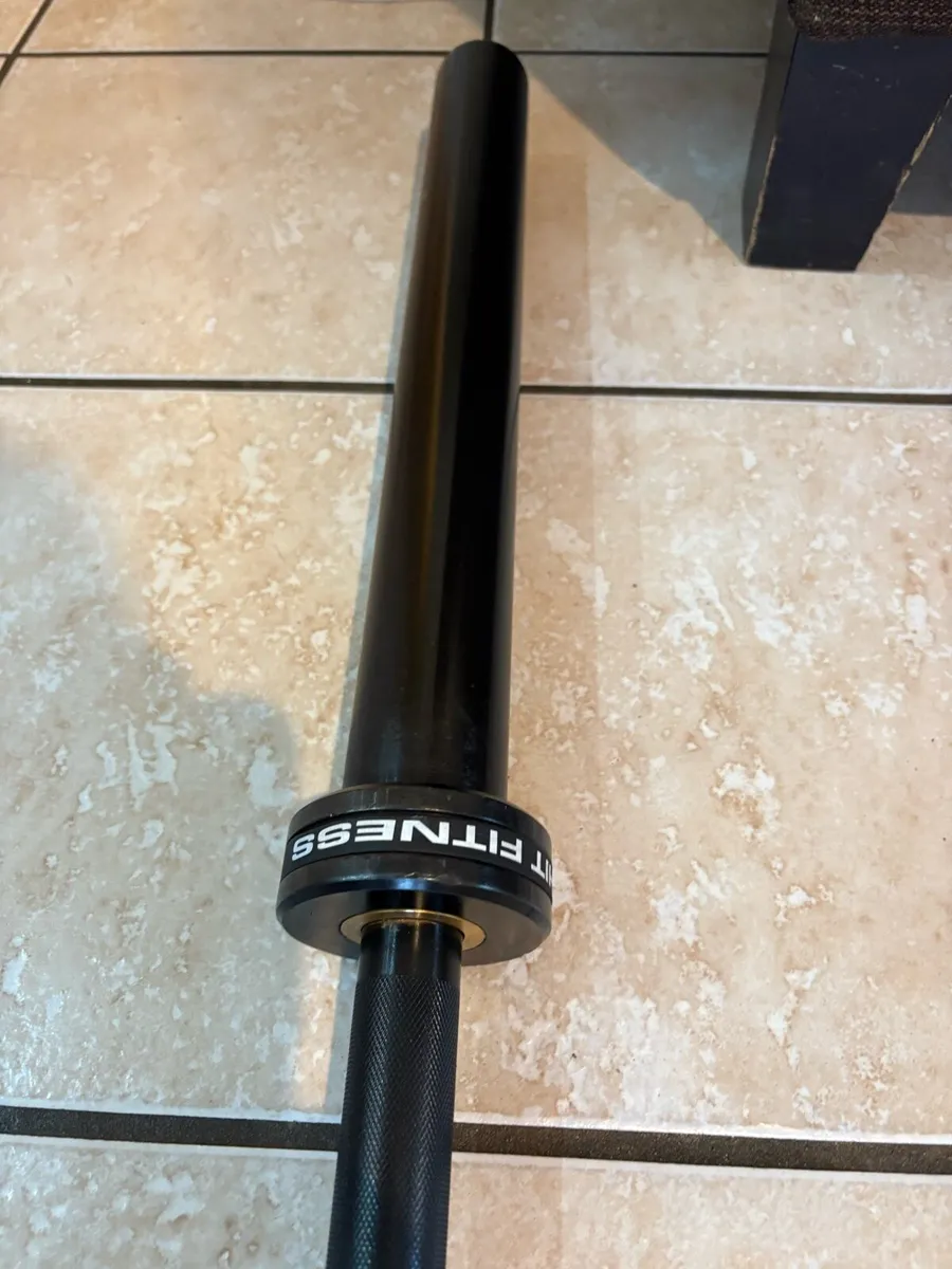 COMMERCIAL HIT ELITE 600KG RATED OLYMPIC BARBELL - Image 4