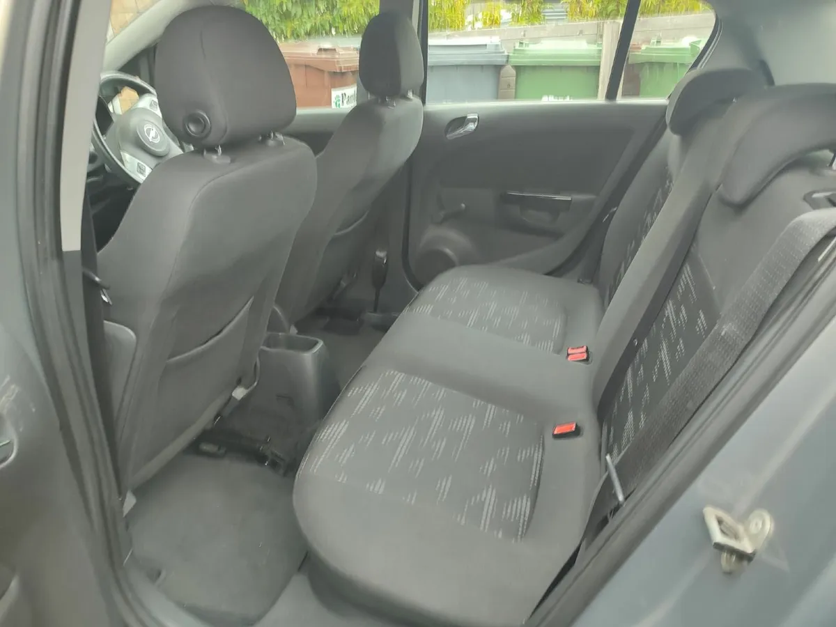 Opel Corsa 2013 - Image 2