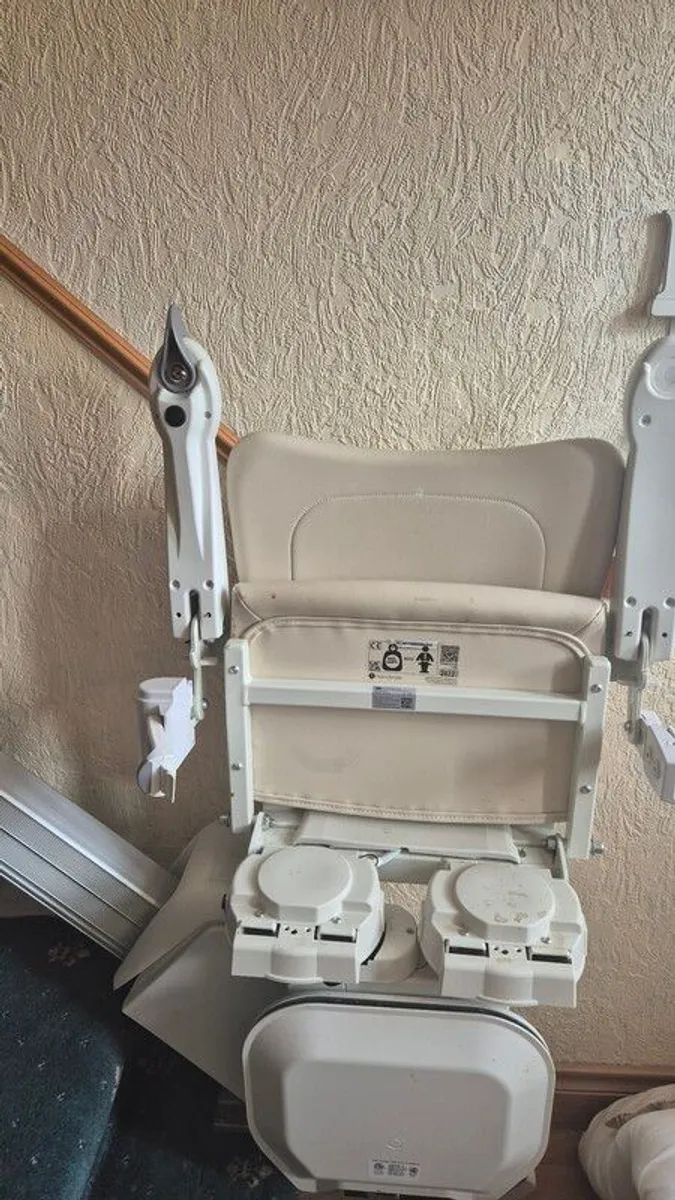 Stair lift - Image 1