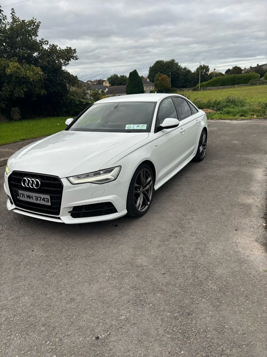 Audi a6  2017 black edition - Image 3