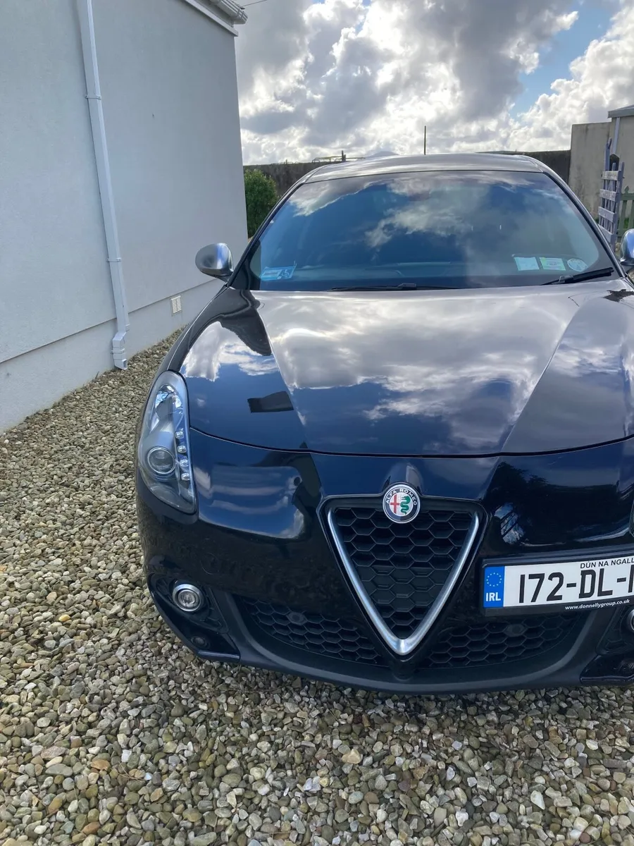 Alfa Romeo Giulietta 2017 - Image 2