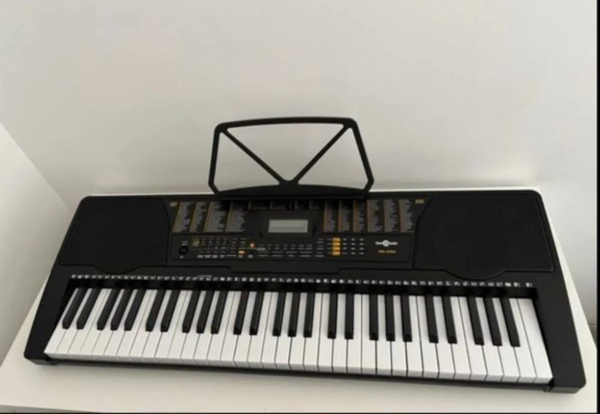 Piano Electronic Keyboard - Image 1