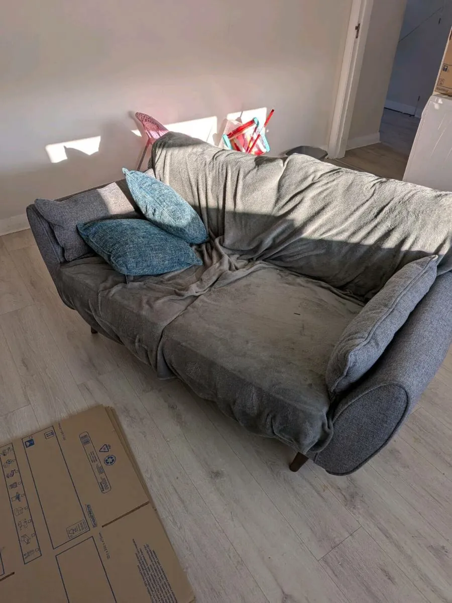 2 couches for Sale - Image 1