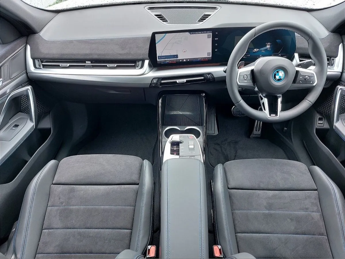 BMW iX2 Edrive20 M Sport - Image 4