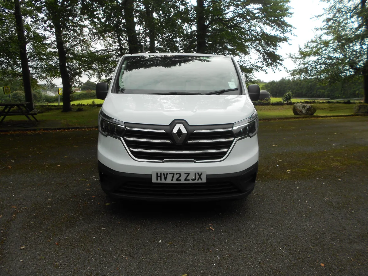 Renault Trafic 2023 - Image 2