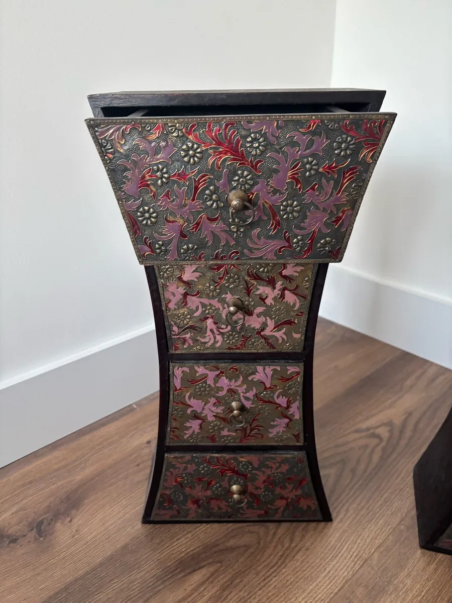 Bedside cabinets - Image 2
