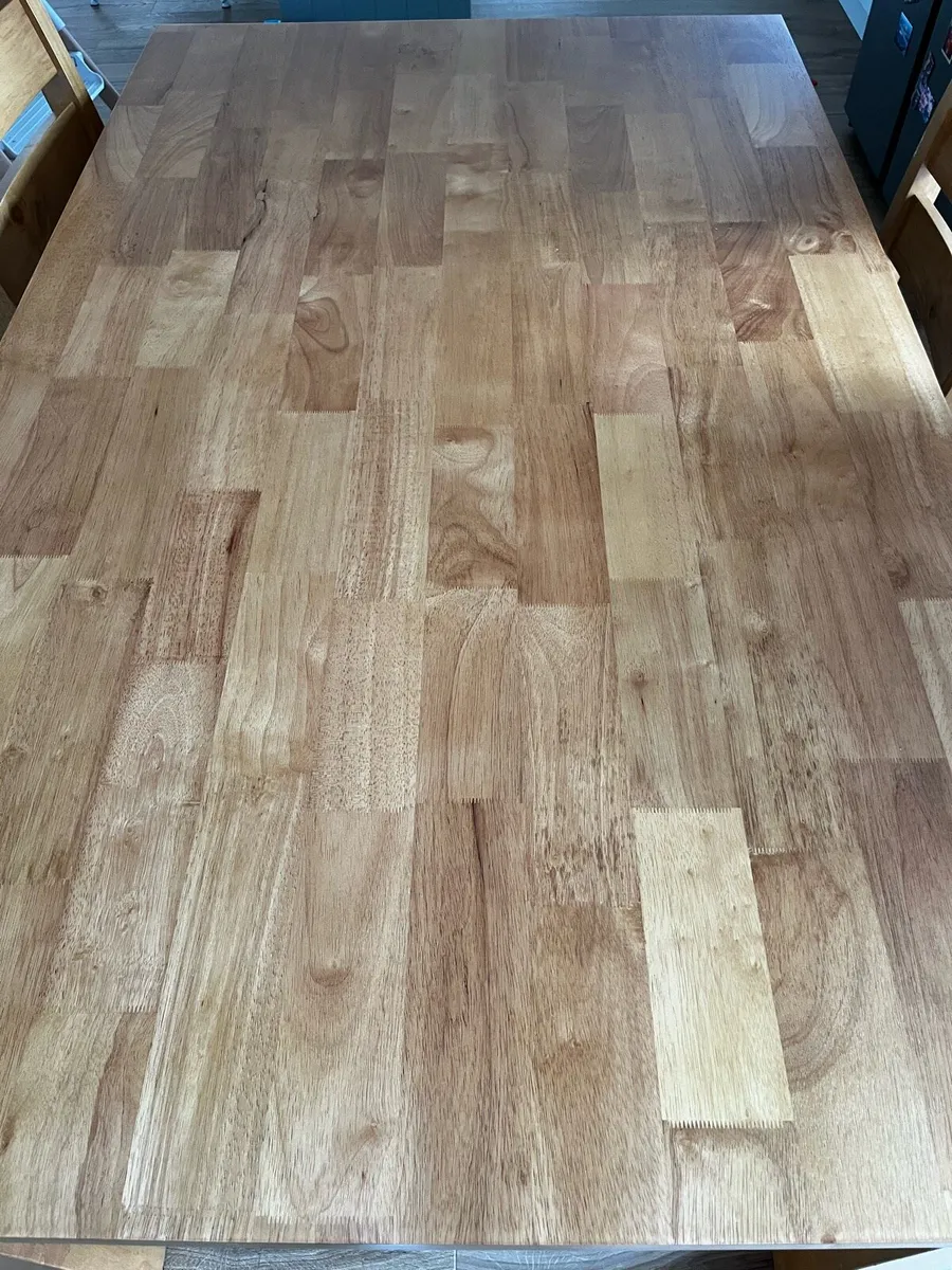 Oak table and 4 chairs - Image 2