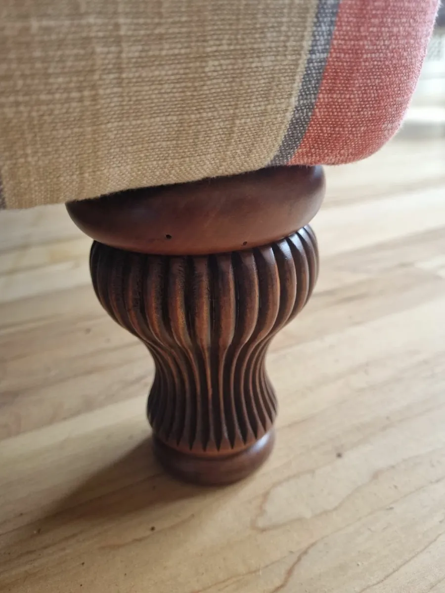 Otoman Lounge Stool - Image 3