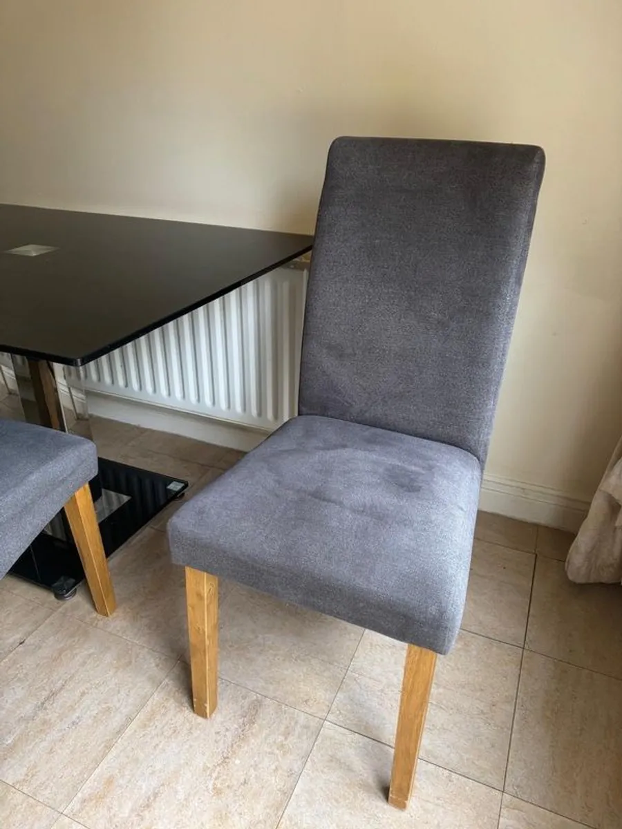 Dinning Table & Chairs - Image 2