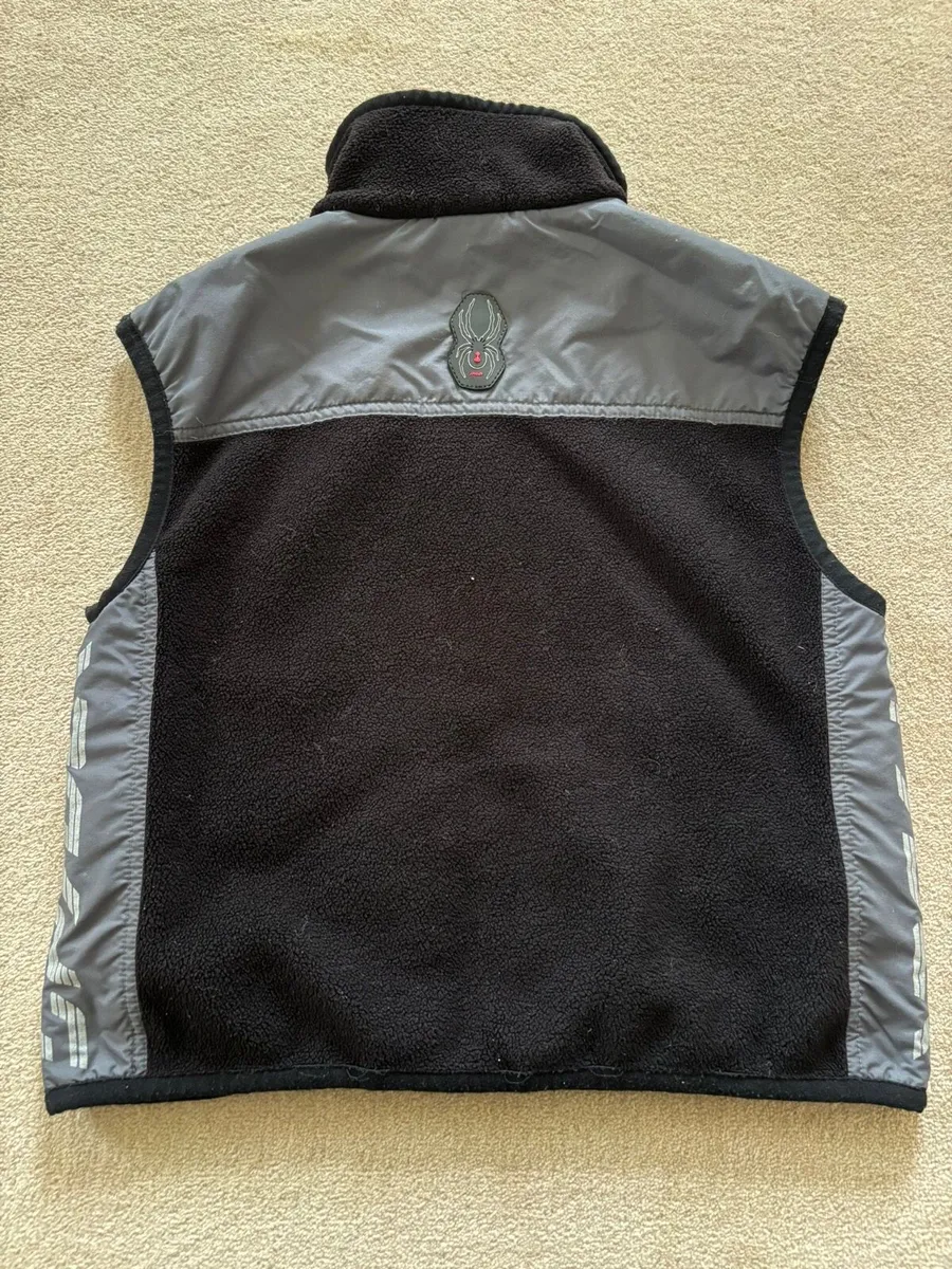 Spyder Gilet Jacket age 8-10 - Image 2