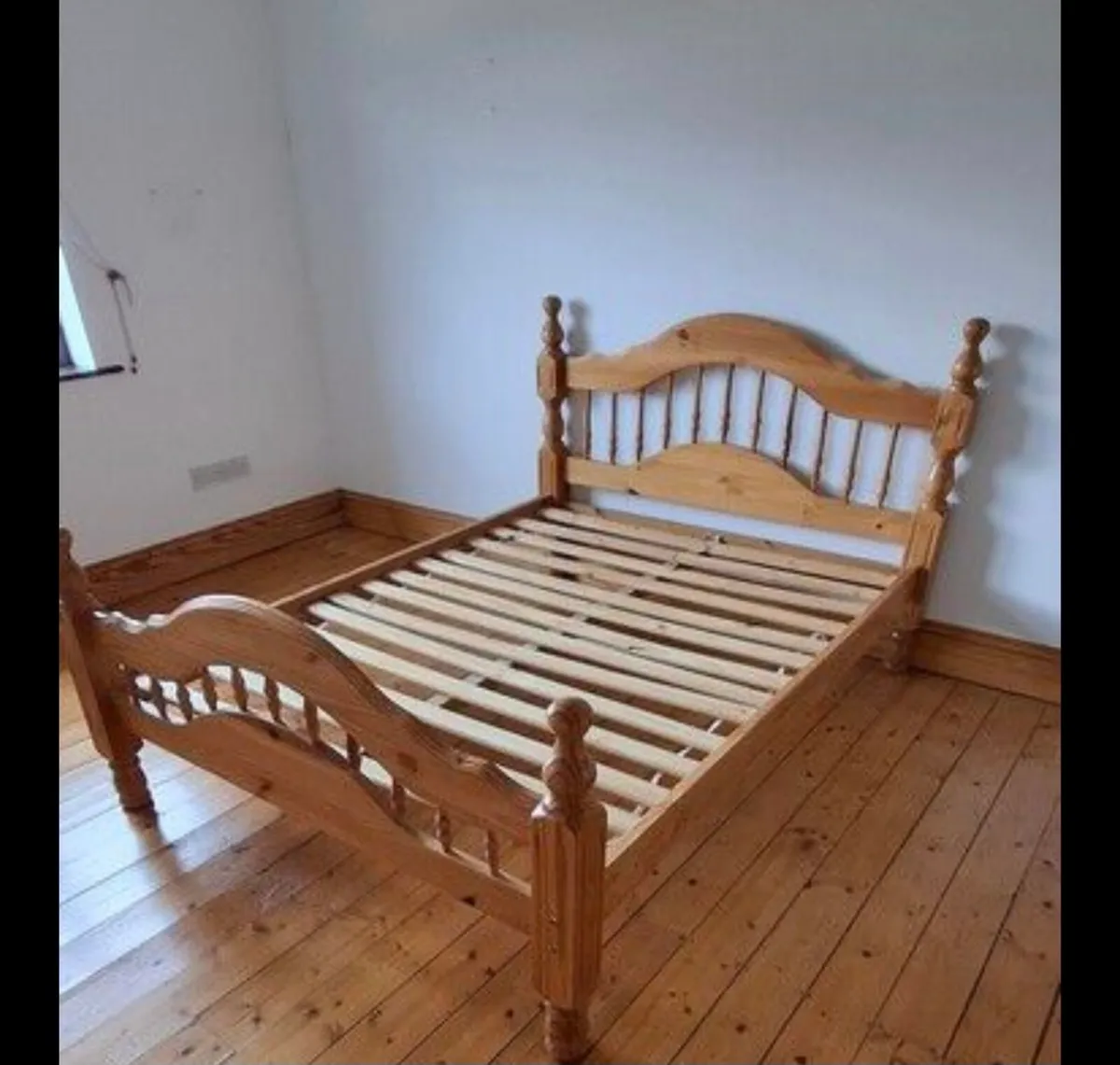 Double pine bed frame - Image 1