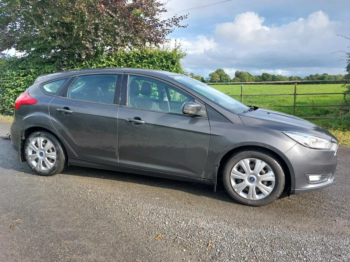 Ford Focus 2016 - Image 2