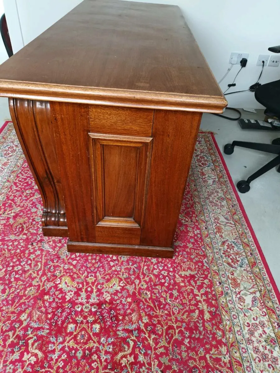 Office desk - Image 3