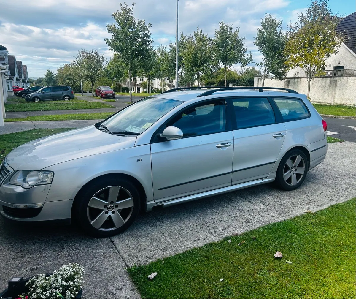 Passat Estate R-Line - Image 1