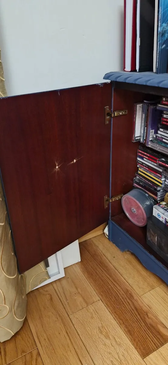 Display cabinet - Image 2