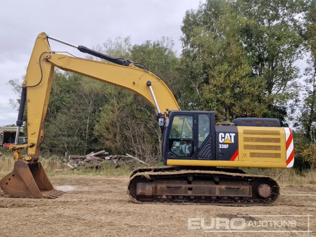 2015 CAT 336FL - Image 2