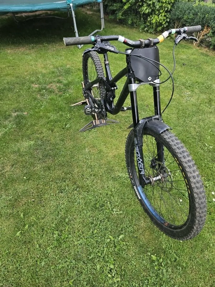 Downhill mountain bike - Image 1