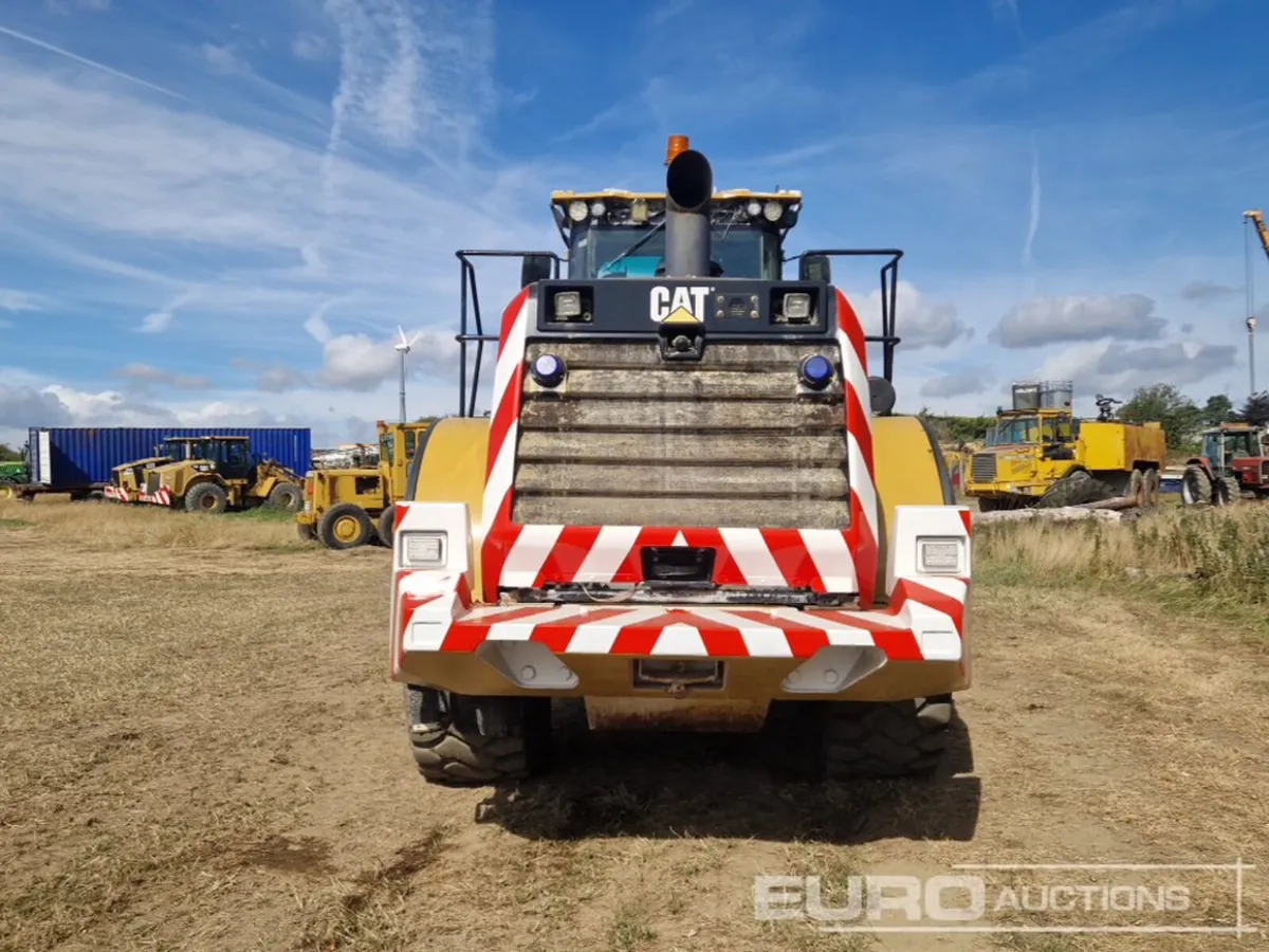 2015 CAT 972M - Image 3
