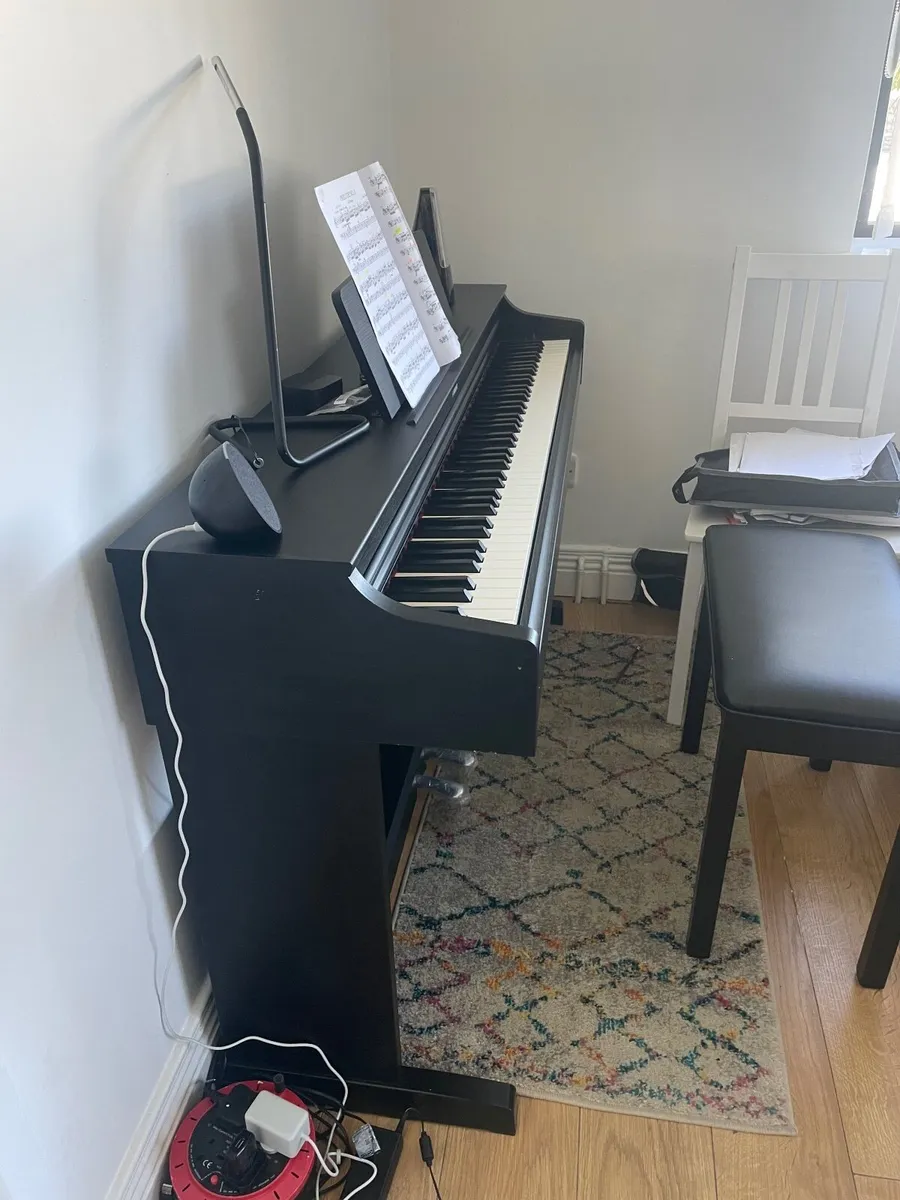 Digital piano - Image 1