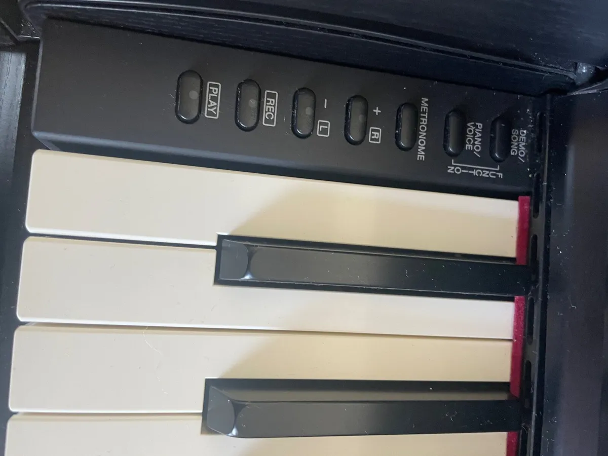 Digital piano - Image 4