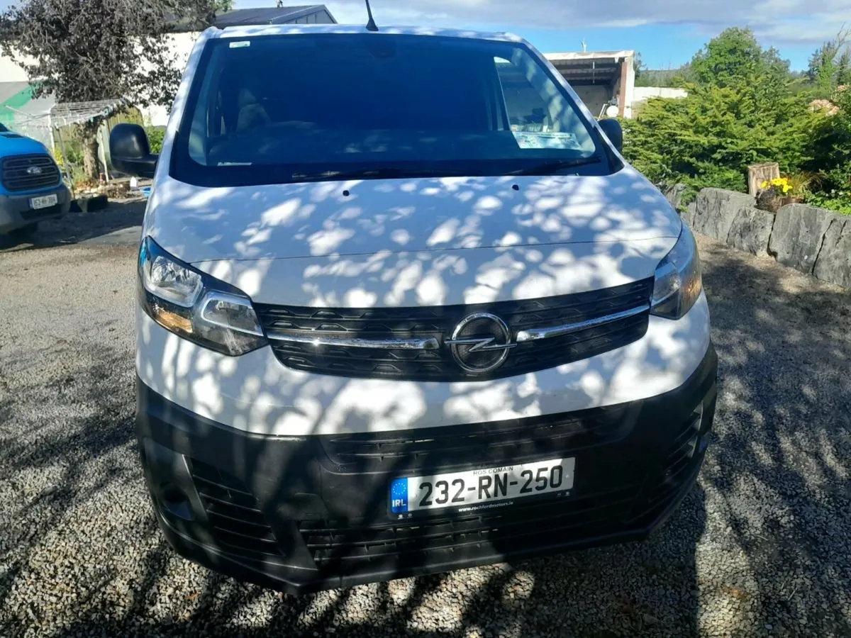 Opel vivaro lwb 232 - Image 1