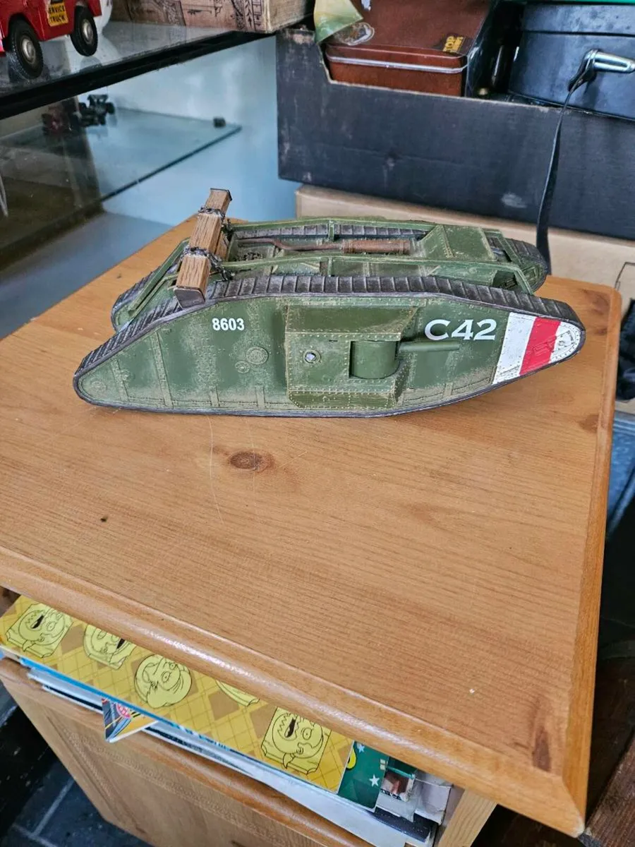 Britain's King and Country British WW1 Tank - Image 3