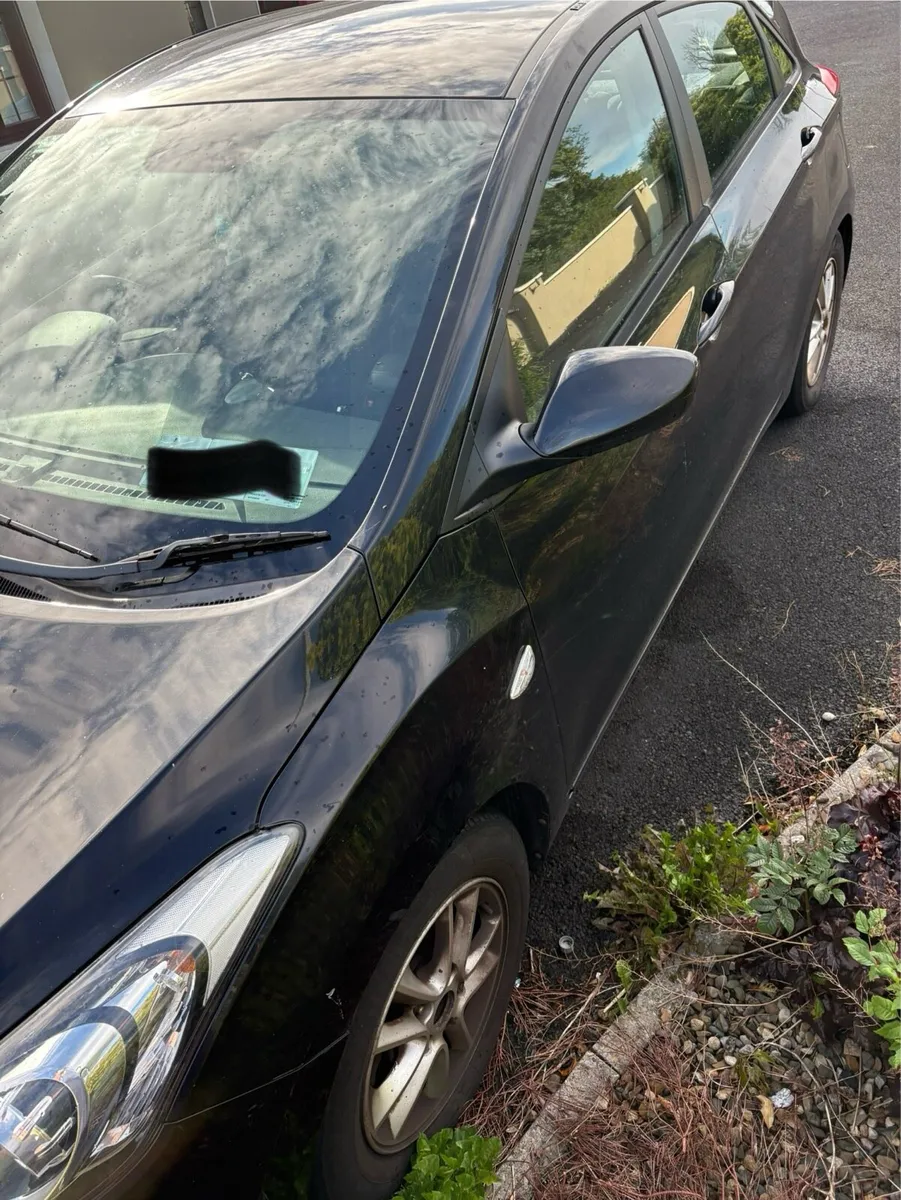 Hyundai i30 2014 - Image 2