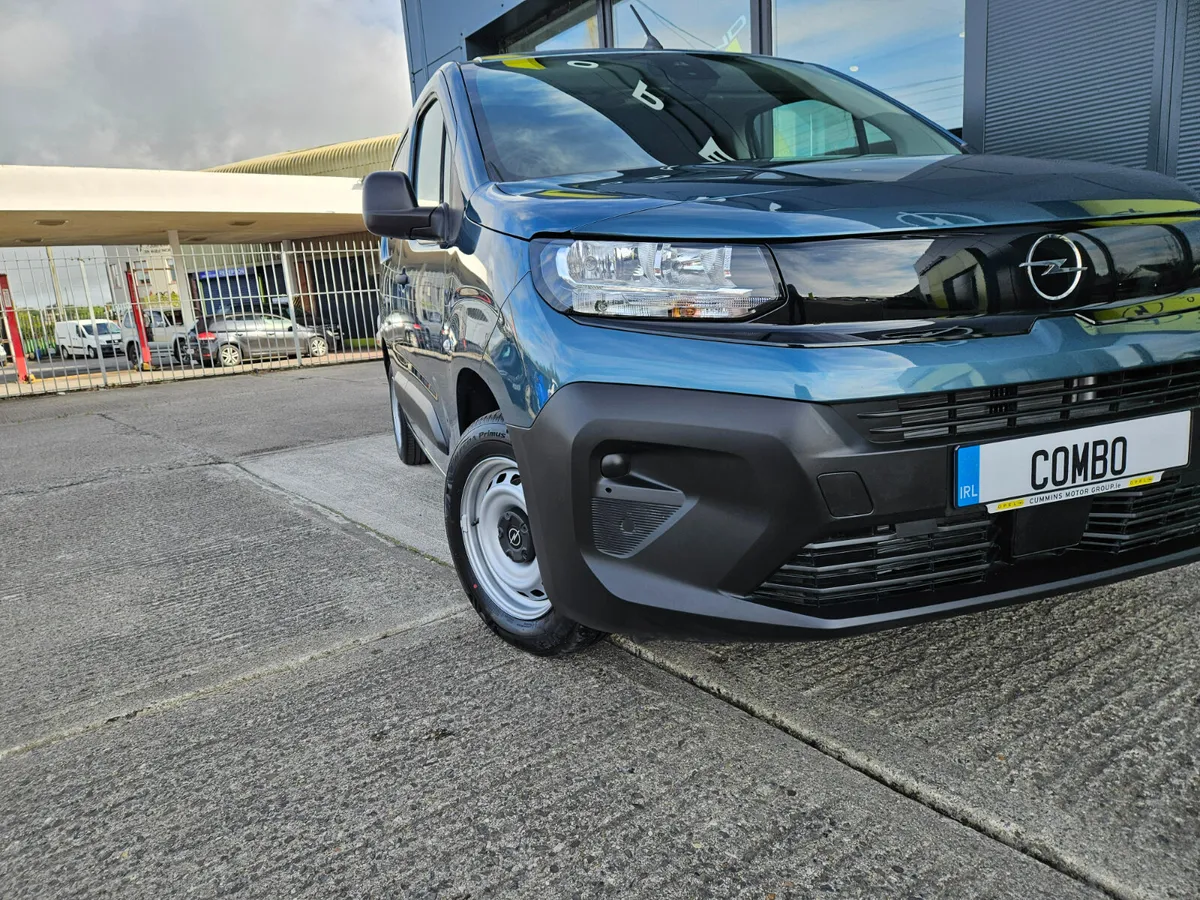 Opel Combo 1.5 Diesel 252 MWB - Image 3