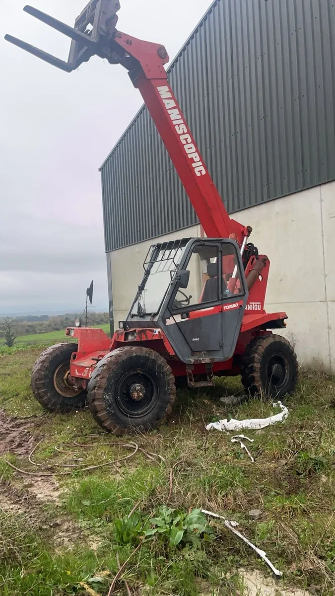 Manitou loader - Image 1