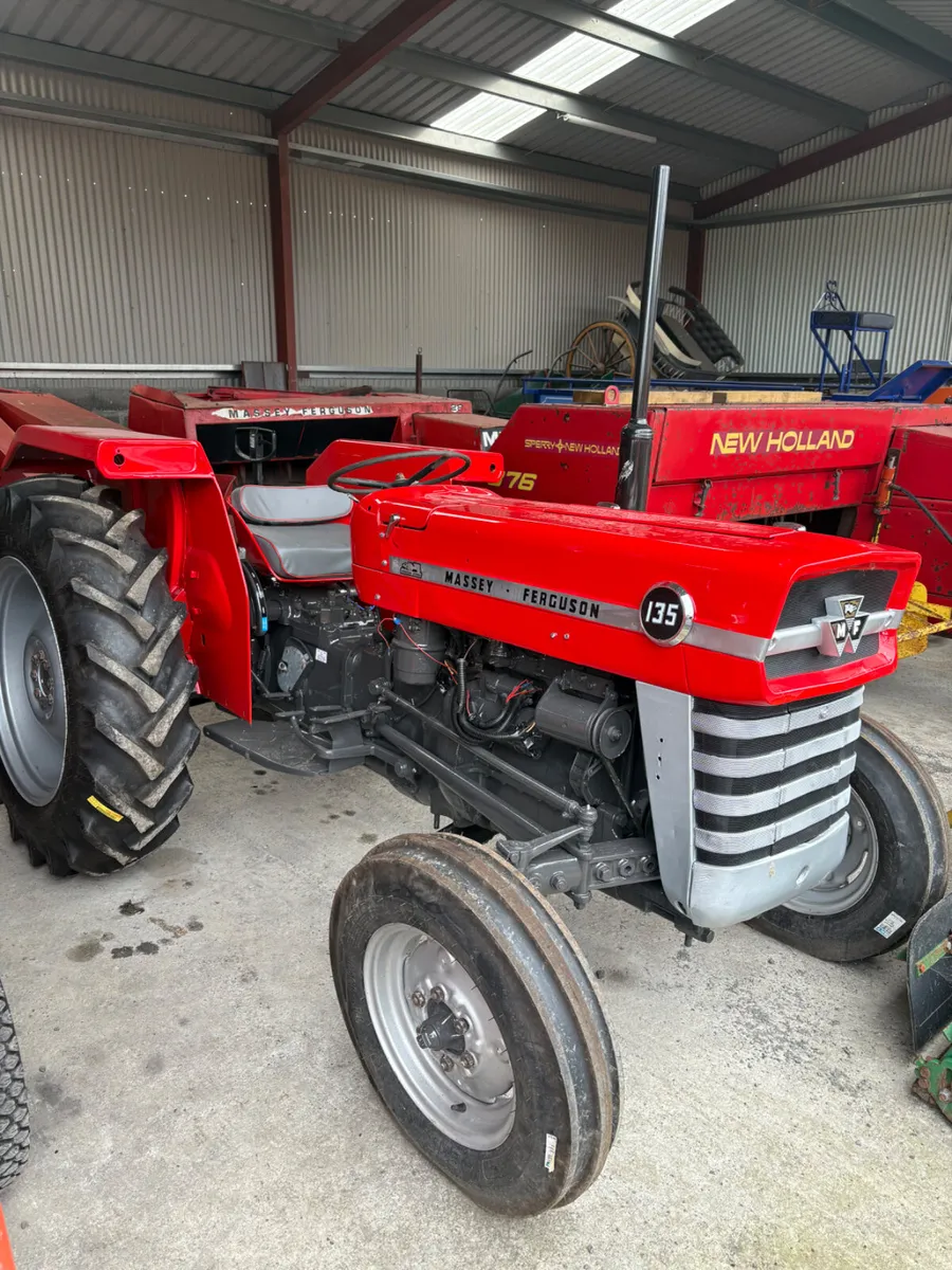 Massey Ferguson  135 - Image 1
