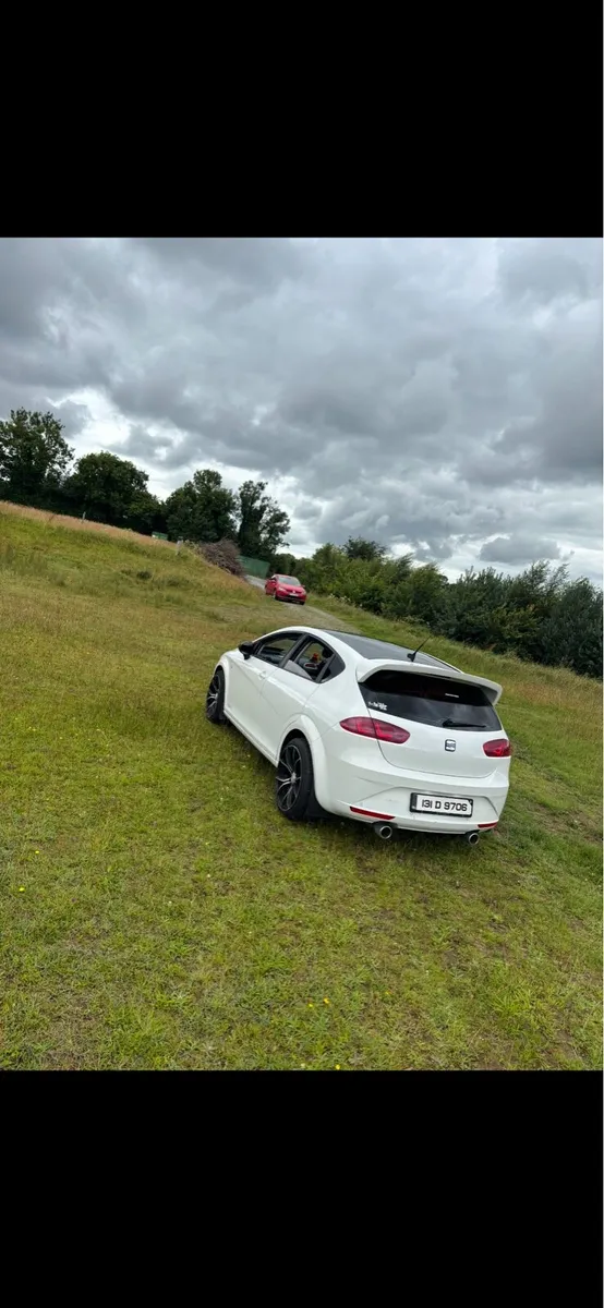 Seat Leon - Image 2