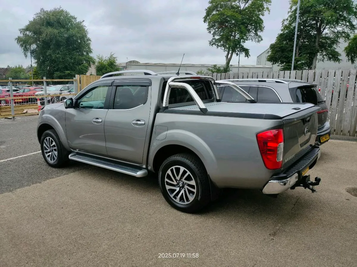 Mountain Top Roll Tonneau cover for NP300 - Image 1