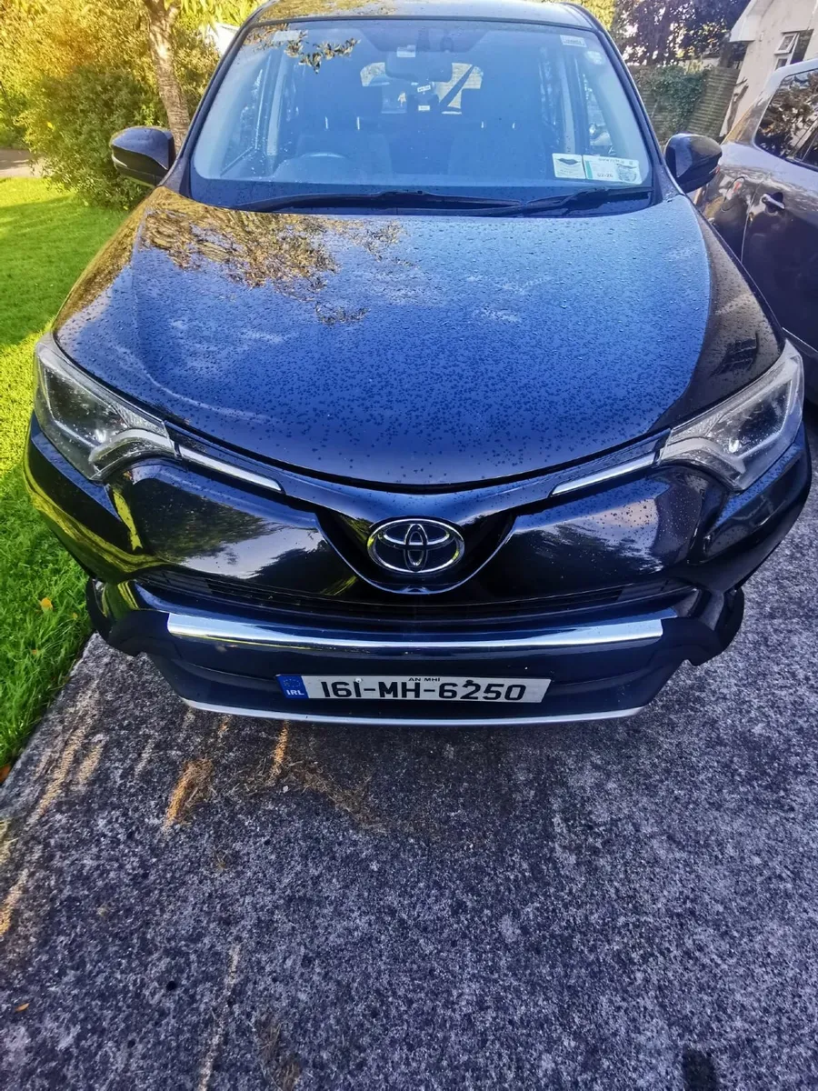 Toyota RAV4 2016 - Image 2