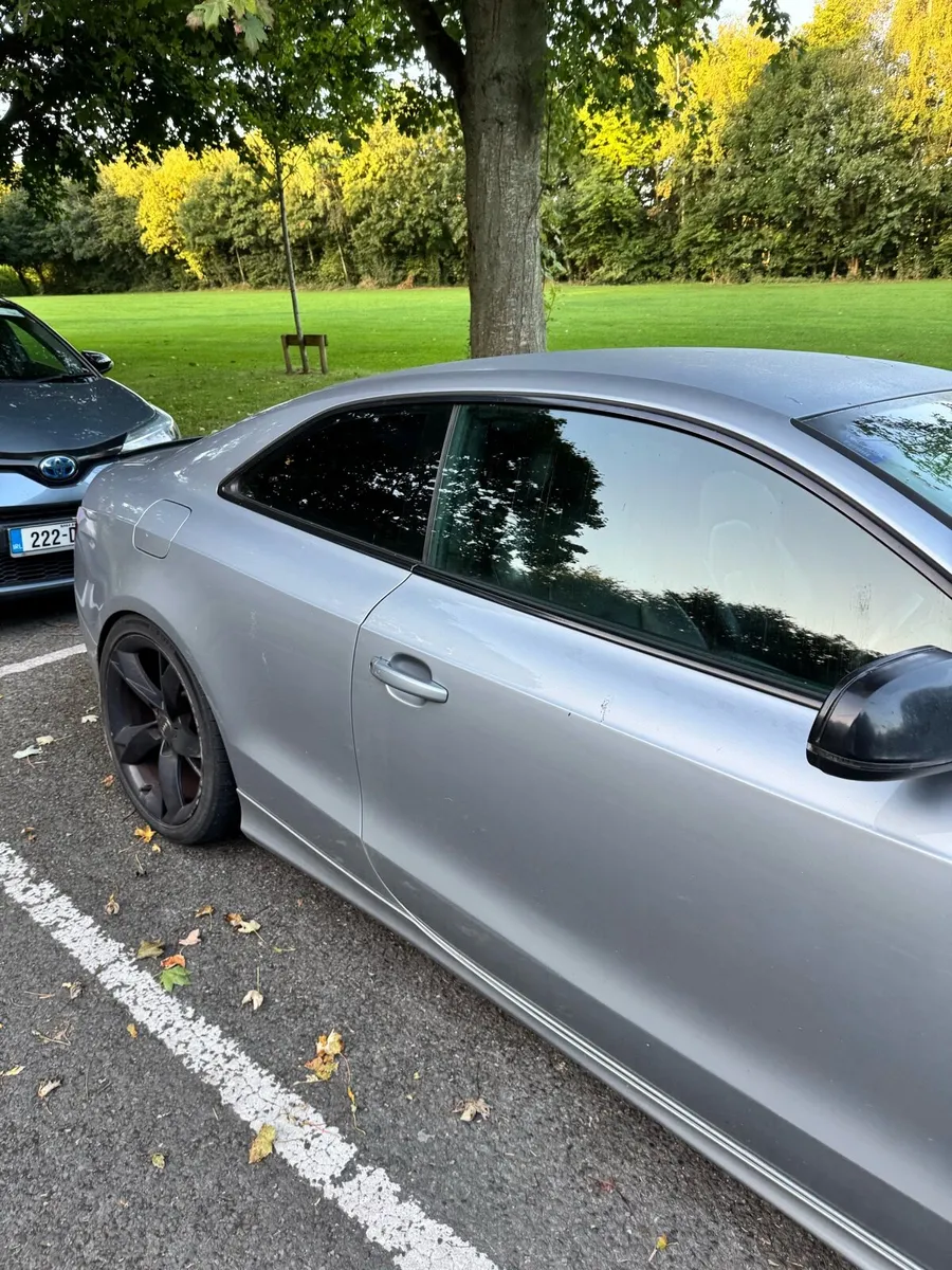 2011 Audi A5 coupe sline/black edition - Image 4