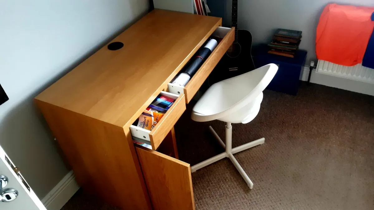 Ikea Desk and chair - Image 2