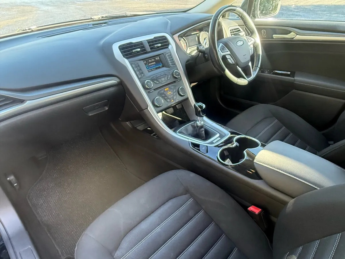 Ford Mondeo - Image 4