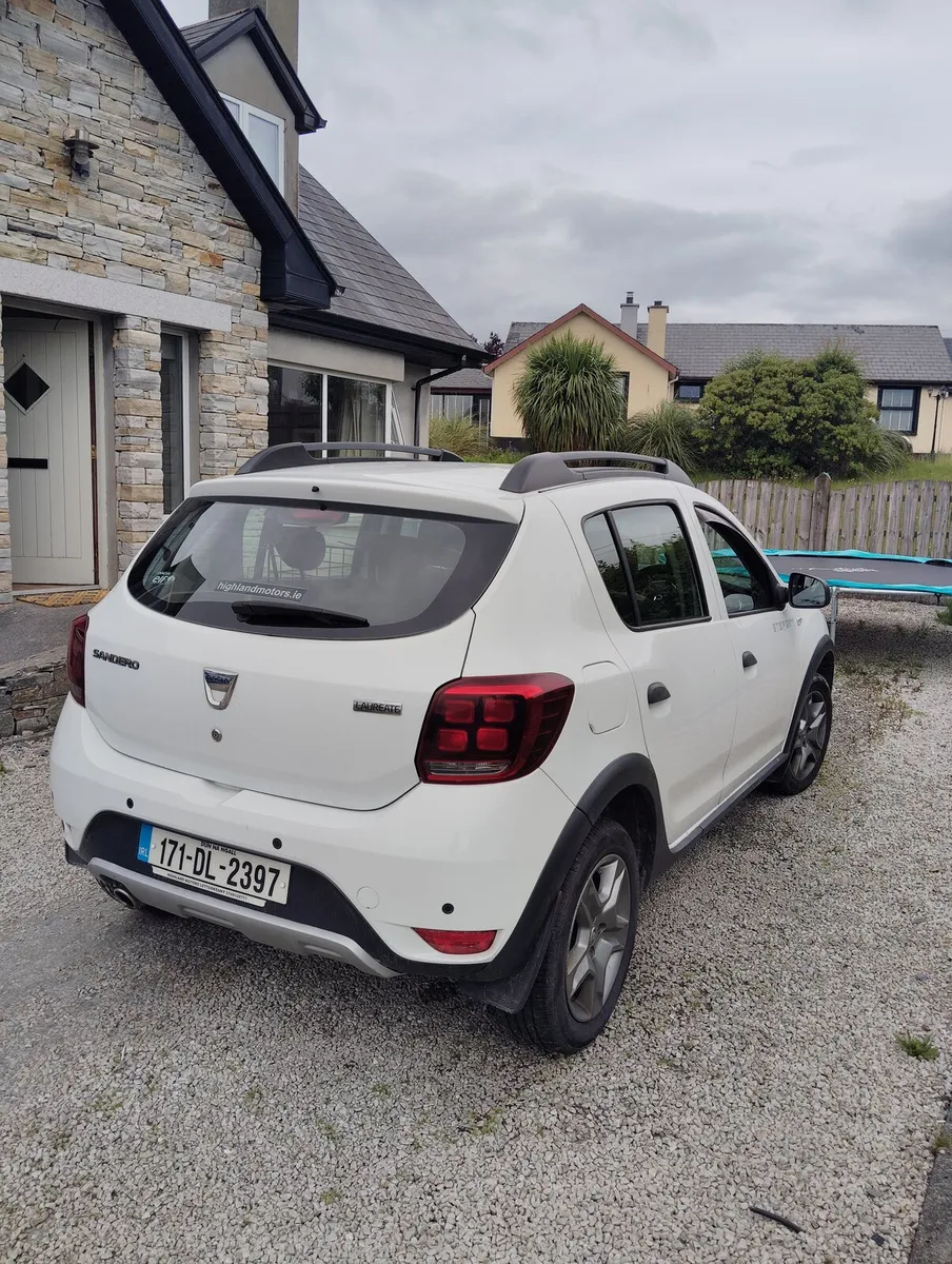 Dacia Sandero Stepway 2017 - Image 2